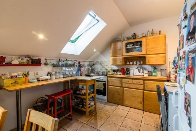 dom wolnostojący, 9 pokoi Kraków Podgórze Duchackie. Zdjęcie 4