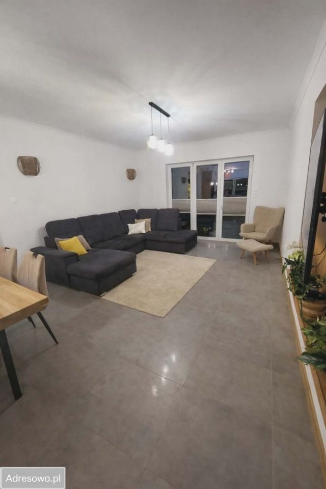 dom wolnostojący, 3 pokoje Obice. Zdjęcie 8