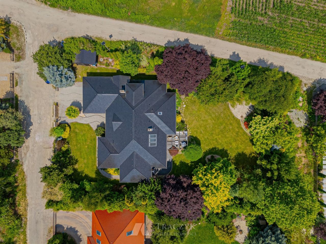 dom wolnostojący, 6 pokoi Biestrzyków. Zdjęcie 2
