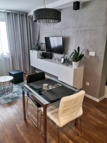 Mieszkanie 2-pokojowe Nowy Targ, ul. Augustyna Suskiego. Zdjęcie 1