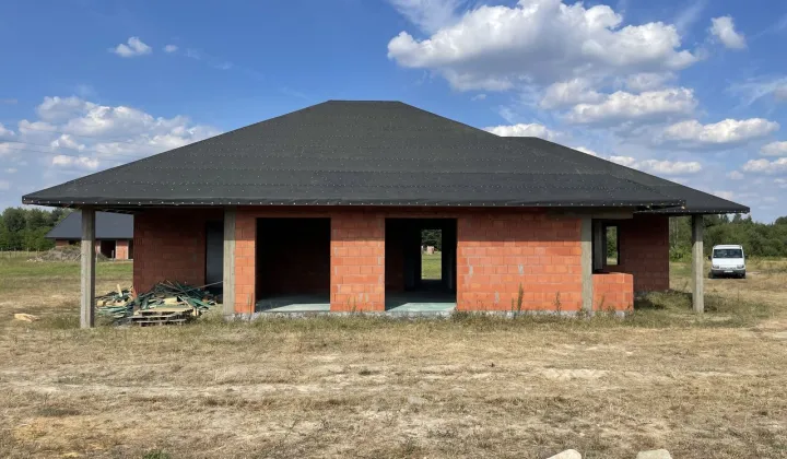 dom wolnostojący, 4 pokoje Świerczek