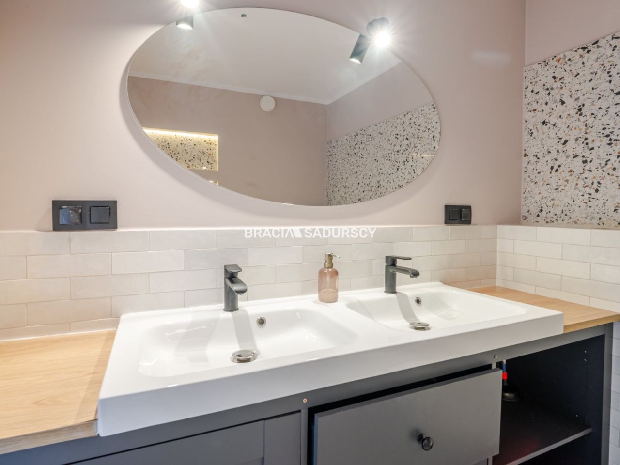 Mieszkanie 4-pokojowe Wieliczka, ul. Jasna. Zdjęcie 10