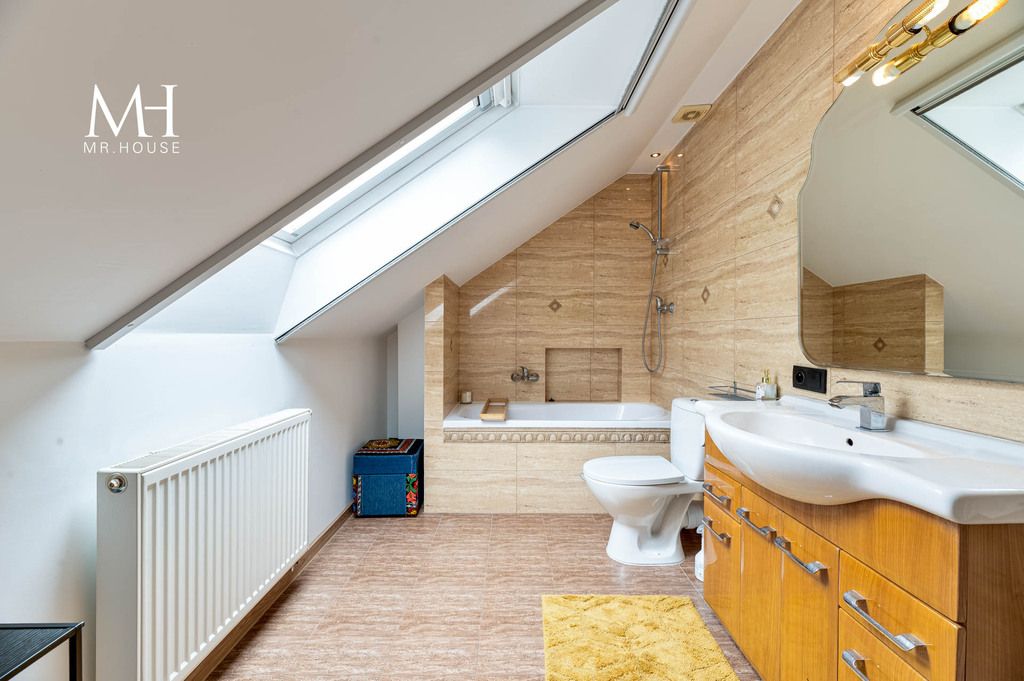 dom wolnostojący, 5 pokoi Zofiówka. Zdjęcie 11