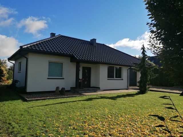 dom wolnostojący, 4 pokoje Wiksin. Zdjęcie 1