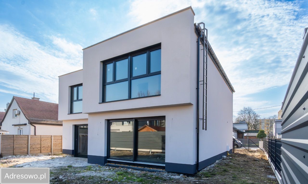 Mieszkanie 5-pokojowe Katowice Dąb, ul. Brzoskwiniowa. Zdjęcie 6