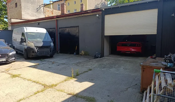 Garaż/miejsce parkingowe Świdnica Centrum, ul. Nauczycielska