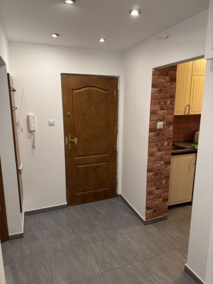 Mieszkanie 3-pokojowe Góra Kalwaria. Zdjęcie 4