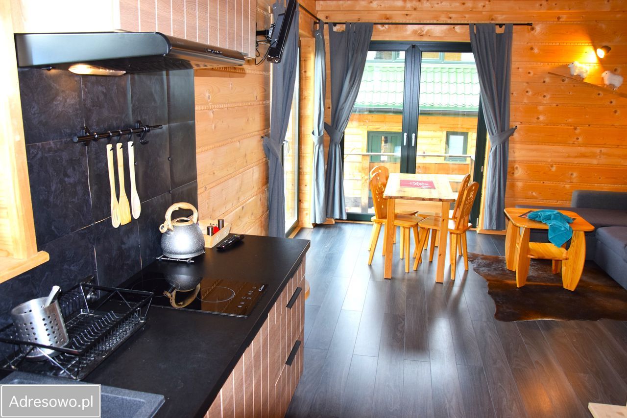 dom wolnostojący, 10 pokoi Dzianisz. Zdjęcie 2