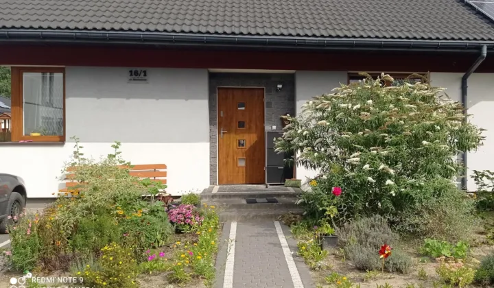 bliźniak, 3 pokoje Budy Siennickie, Malownicza