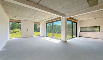 dom wolnostojący, 6 pokoi Kęty