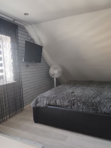 Mieszkanie 3-pokojowe Świebodzice, ul. Świdnicka. Zdjęcie 3