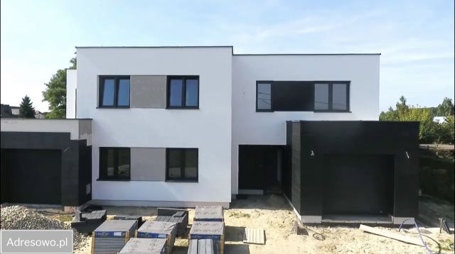 bliźniak, 5 pokoi Tychy Zwierzyniec, ul. Dziewanny. Zdjęcie 1