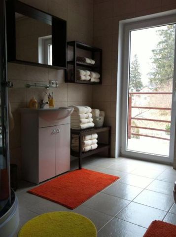 Mieszkanie 4-pokojowe Karpacz, ul. Komuny Paryskiej. Zdjęcie 5