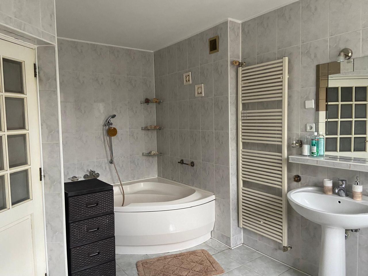 dom szeregowy, 7 pokoi Częstochowa Tysiąclecie, ul. Obrońców Poczty Gdańskiej. Zdjęcie 18