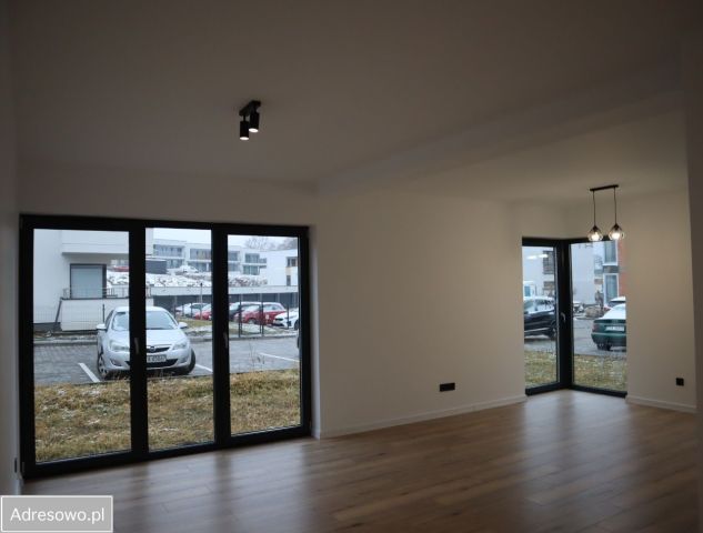 Mieszkanie 3-pokojowe Tarnowskie Góry Stare Tarnowice, ul. Przy Parku. Zdjęcie 1