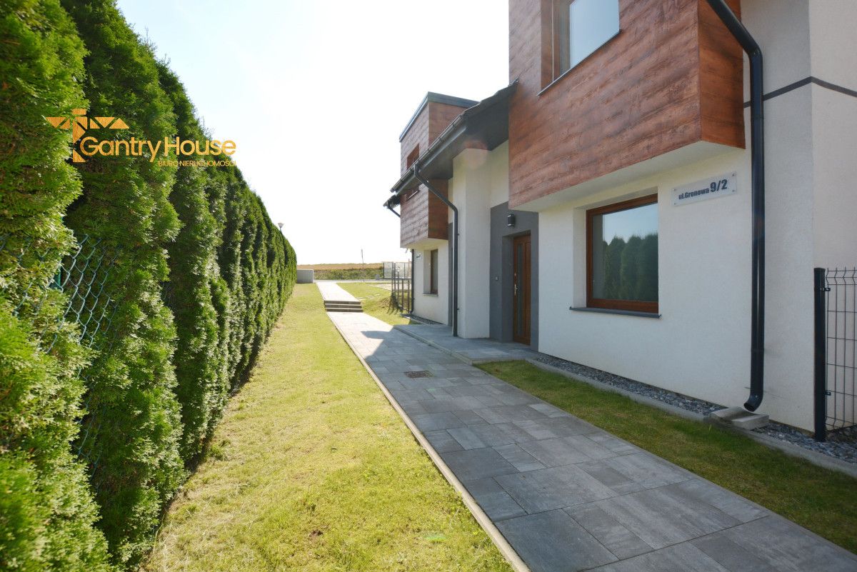 bliźniak, 4 pokoje Dębogórze, ul. Gronowa. Zdjęcie 2