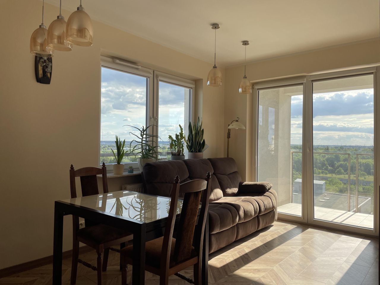 Mieszkanie 3-pokojowe Poznań Dębiec, ul. 28 Czerwca 1956 r.. Zdjęcie 1