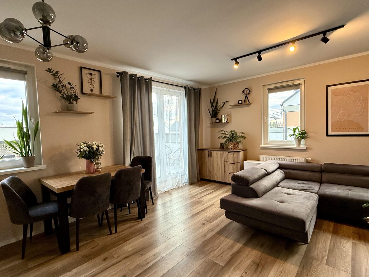 Mieszkanie 3-pokojowe Wrocław Brochów, ul. Armeńska. Zdjęcie 2