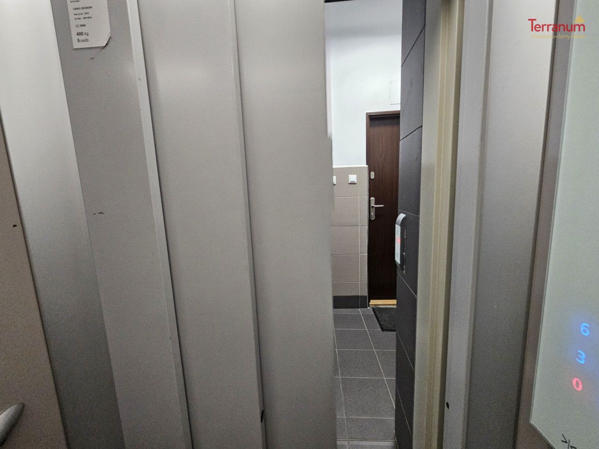 Mieszkanie 1-pokojowe Warszawa Śródmieście, al. Jana Pawła II. Zdjęcie 8