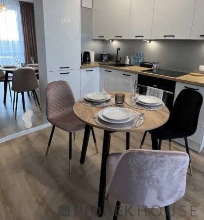 Mieszkanie 2-pokojowe Warszawa Włochy, ul. Wiktoryn. Zdjęcie 1