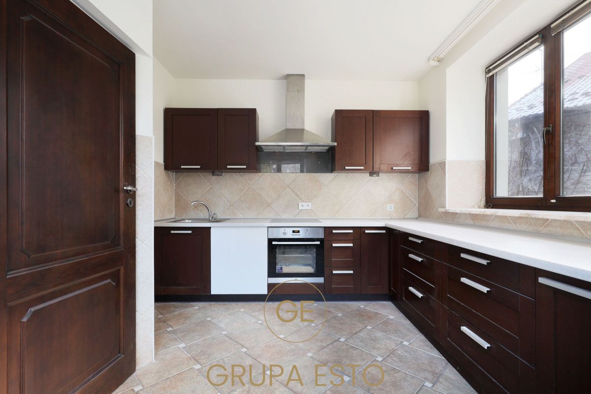 dom wolnostojący, 8 pokoi Kraków Kliny, ul. Narvik. Zdjęcie 21