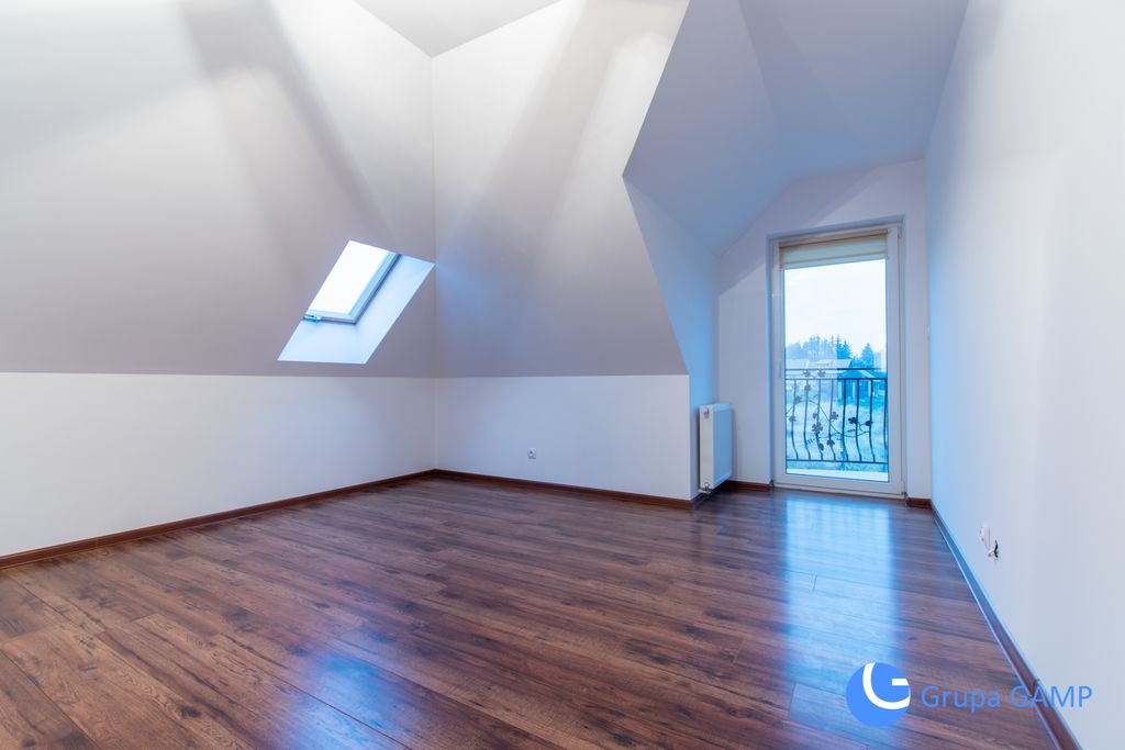 bliźniak, 6 pokoi Wieliczka. Zdjęcie 16