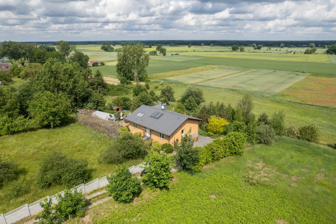 dom wolnostojący, 4 pokoje Wysokie. Zdjęcie 5