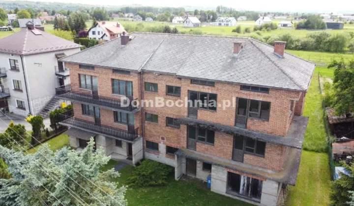 bliźniak, 12 pokoi Damienice