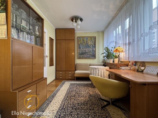 Mieszkanie 3-pokojowe Legnica, ul. Złotoryjska. Zdjęcie 2