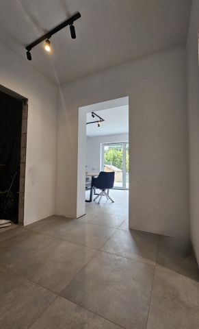 bliźniak, 3 pokoje Bydlino. Zdjęcie 4