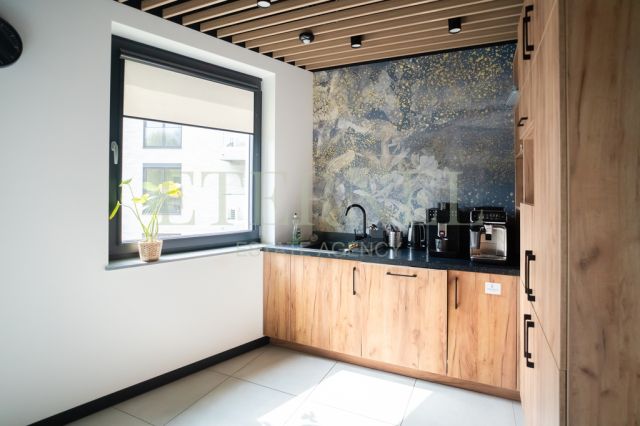 Biuro Kraków Prądnik Czerwony, al. Jana Pawła II. Zdjęcie 7