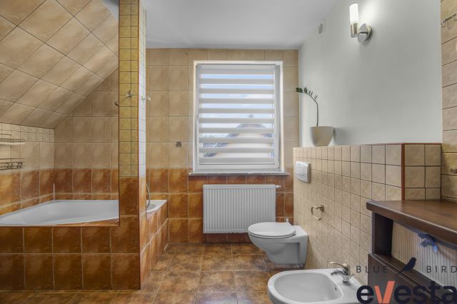 dom wolnostojący, 5 pokoi Mrozów. Zdjęcie 14