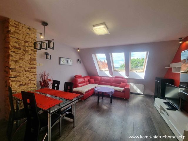 Mieszkanie 4-pokojowe Jelenia Góra. Zdjęcie 1