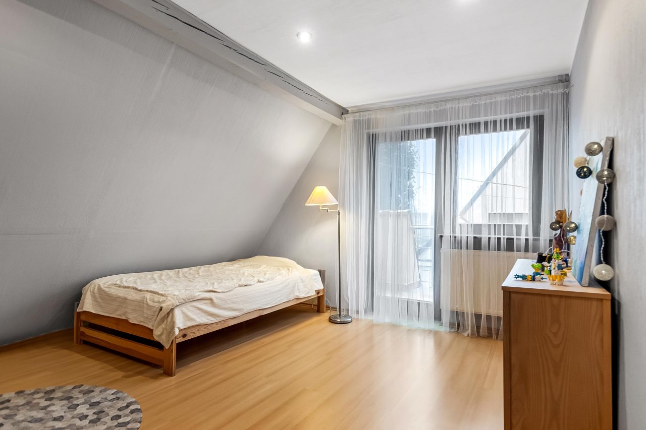 dom szeregowy, 6 pokoi Pyskowice, ul. Czereśniowa. Zdjęcie 17