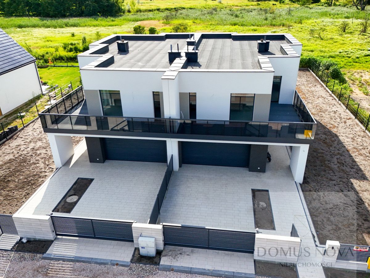 bliźniak, 5 pokoi Mościska. Zdjęcie 12