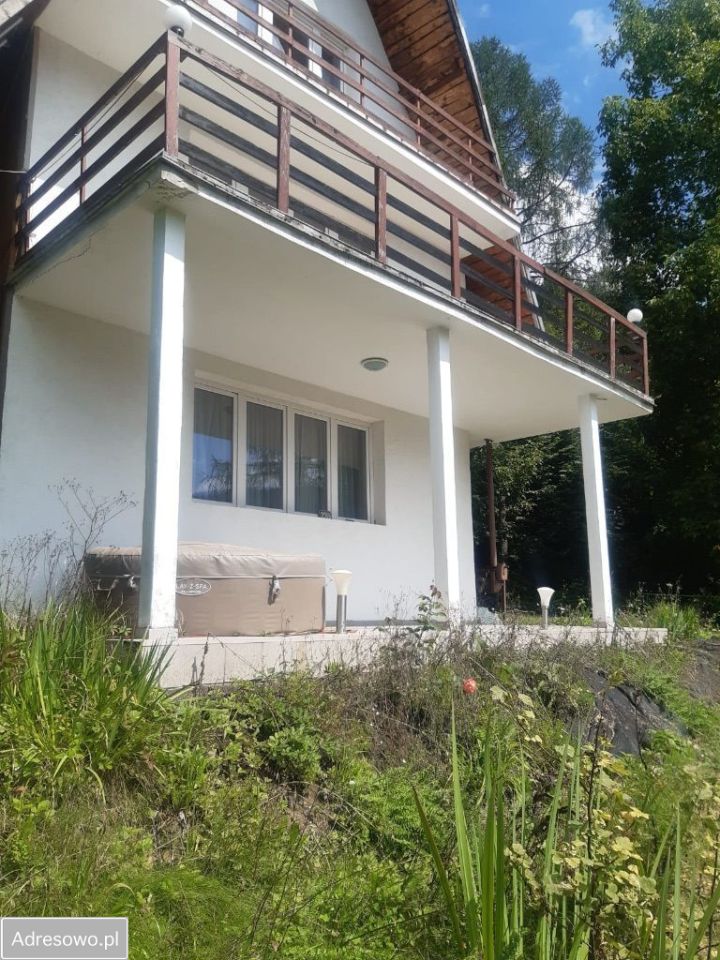 dom wolnostojący, 4 pokoje Poręba. Zdjęcie 9