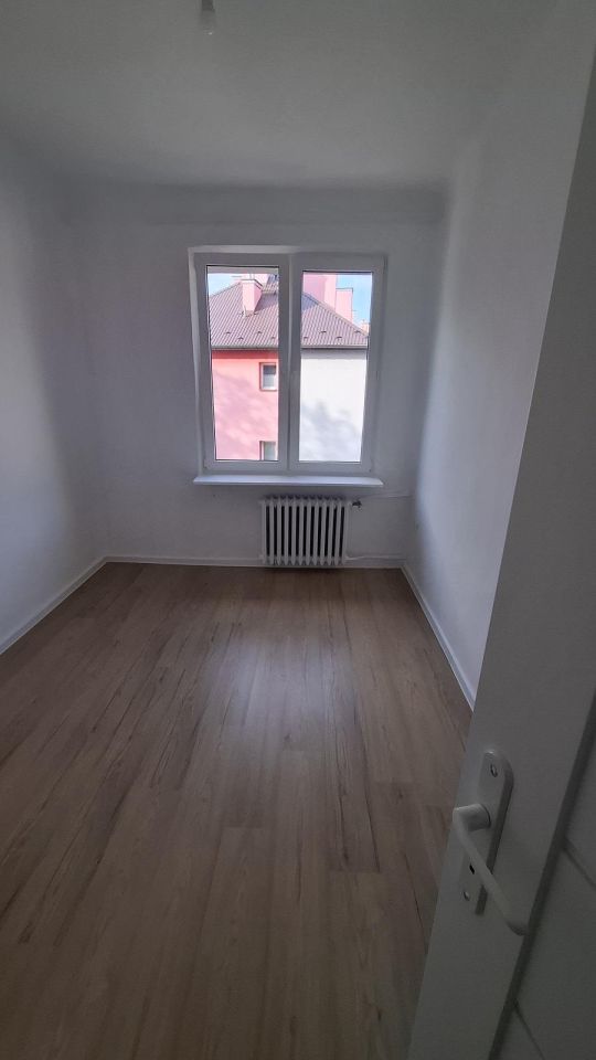 Mieszkanie 3-pokojowe Ostrowiec Świętokrzyski, ul. Henryka Sienkiewicza. Zdjęcie 6