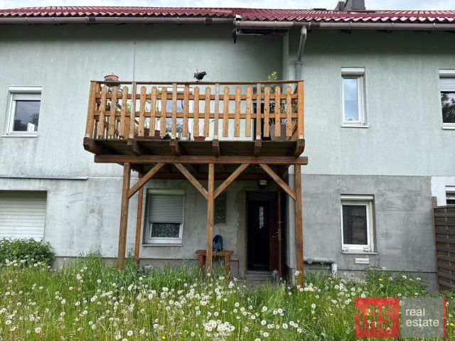 dom wolnostojący, 21 pokoi Jelenia Góra, ul. Ludowa. Zdjęcie 6