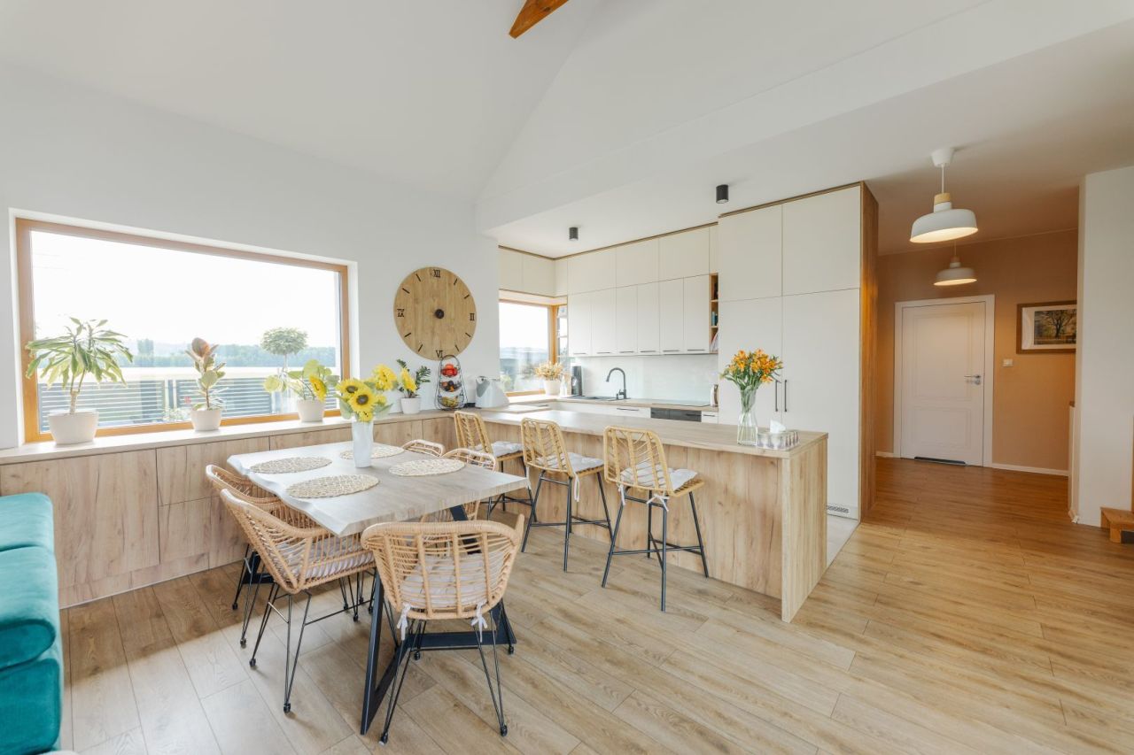 dom wolnostojący, 4 pokoje Szadki. Zdjęcie 9