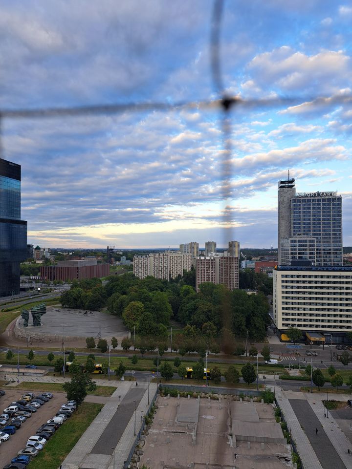 Lokal Katowice Śródmieście, al. Wojciecha Korfantego. Zdjęcie 3