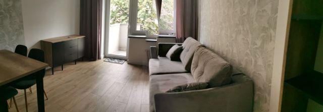 Mieszkanie 3-pokojowe Wrocław Stare Miasto, ul. Jedności Narodowej. Zdjęcie 1