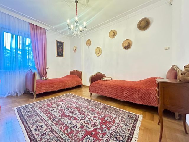 dom wolnostojący, 8 pokoi Magdalenka, ul. Kwiatowa. Zdjęcie 15
