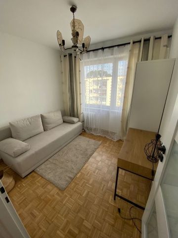 Mieszkanie 3-pokojowe Toruń, ul. Legionów. Zdjęcie 1