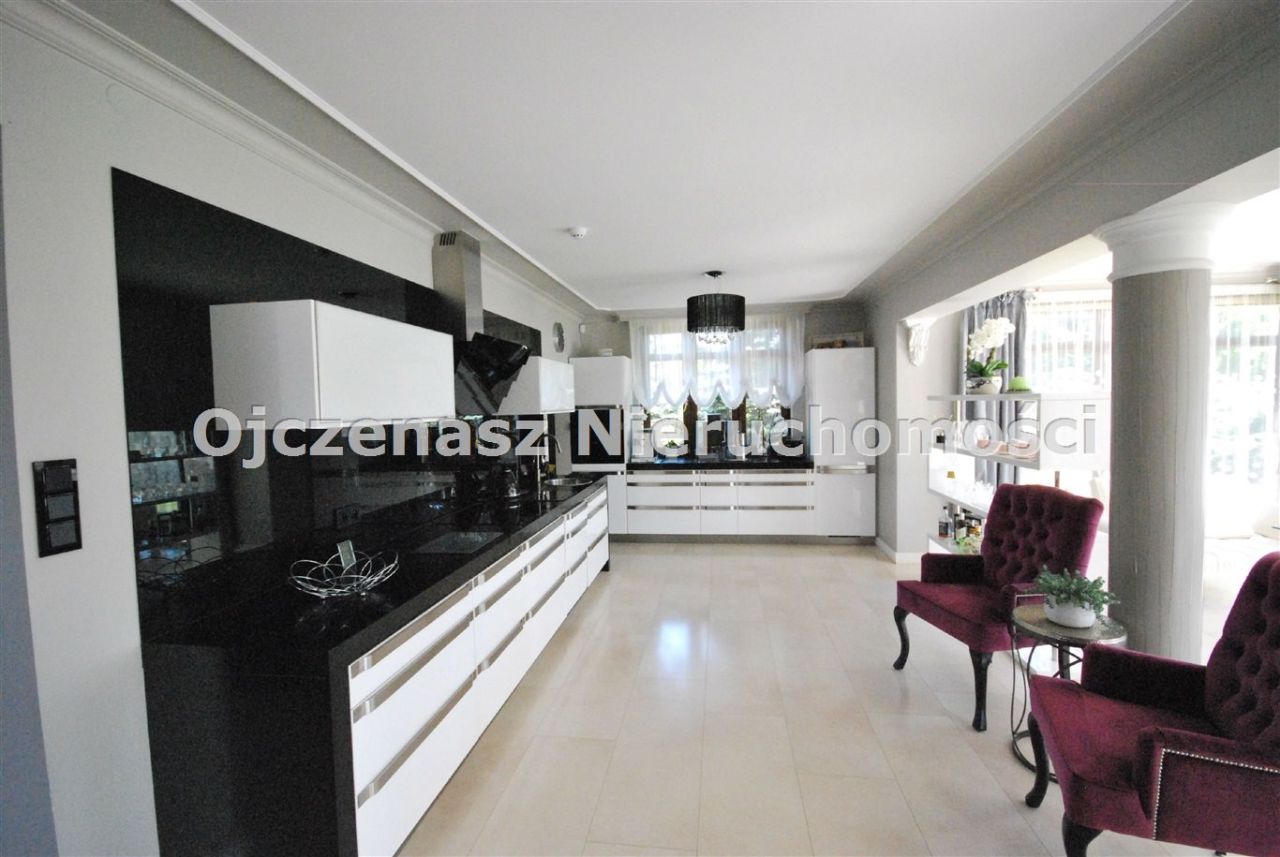 dom wolnostojący, 5 pokoi Niwy. Zdjęcie 2