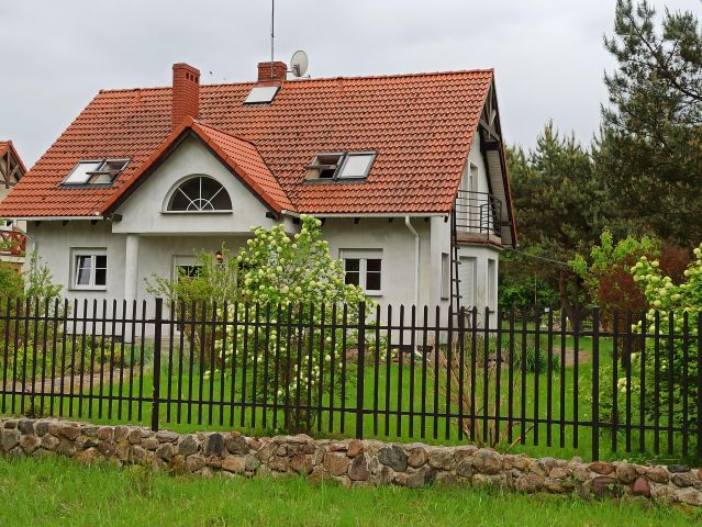 dom wolnostojący, 5 pokoi Karczewko, ul. Konwaliowa. Zdjęcie 1