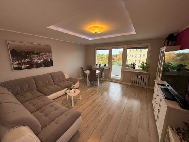 Mieszkanie 3-pokojowe Stargard, ul. Lechicka. Zdjęcie 1