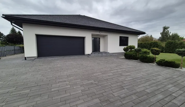 dom wolnostojący, 4 pokoje Radom Dzierzków