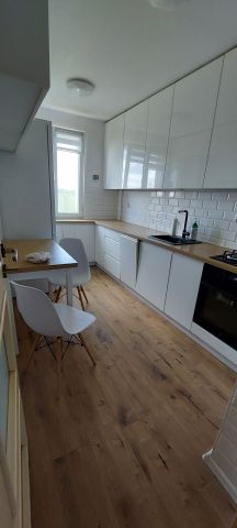 Mieszkanie 3-pokojowe Kielce, ul. marsz. Józefa Piłsudskiego. Zdjęcie 1