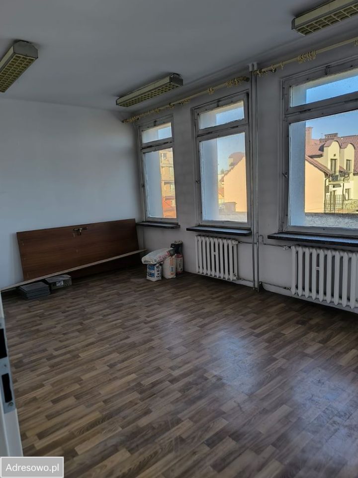 Biuro Busko-Zdrój Centrum, ul. Tadeusza Kościuszki. Zdjęcie 3