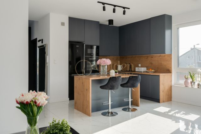 Mieszkanie 4-pokojowe Rumia, ul. Jarzębinowa. Zdjęcie 1